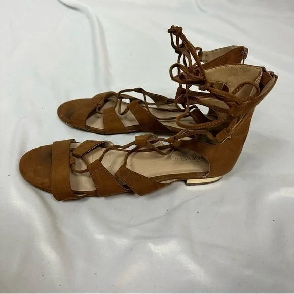 TOPSHOP Tan Gladiator Sandals in Size 8 - Picture 2 of 5